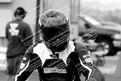 media/Mar-20-2023-Moto Forza (Mon) [[d0bbc59e78]]/Around the Pits/